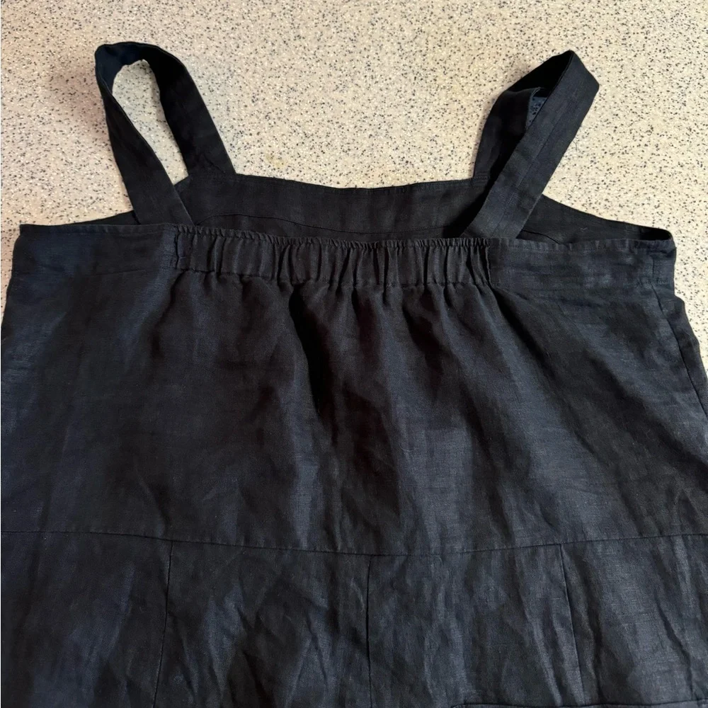 100% Linen Everlane black wide leg romper jumpsuit.3 pocket.Size 14